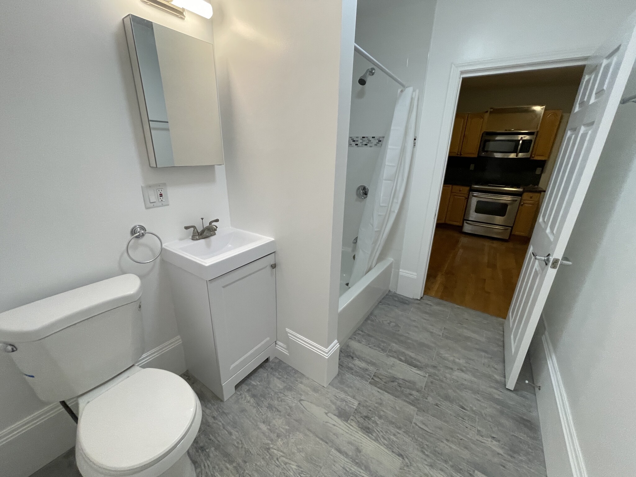 35 Cameron Ave, Teele Square