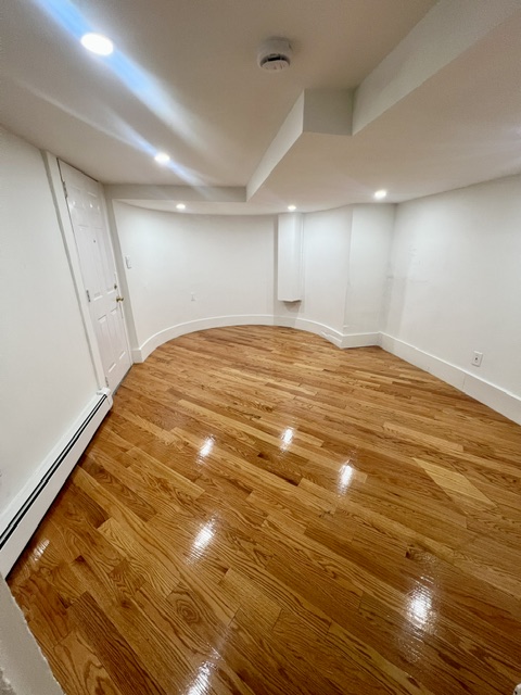 306 Commonwealth Ave, Back Bay