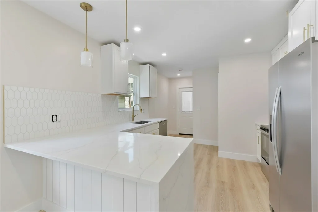 66 Cushman, Brighton