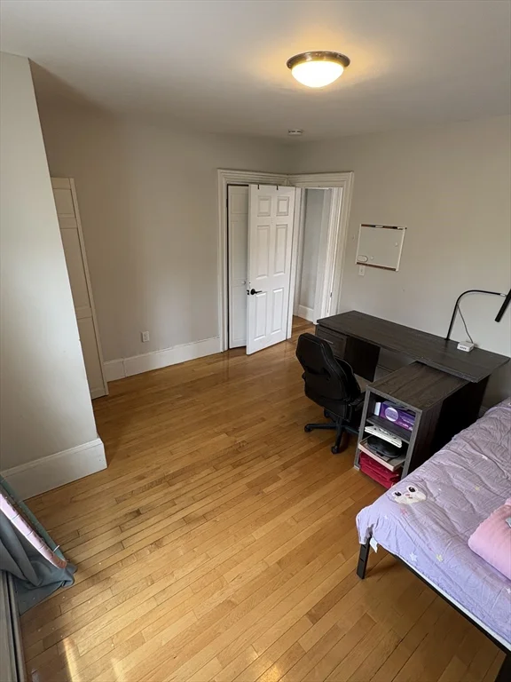 755 Somerville Ave, Porter Square