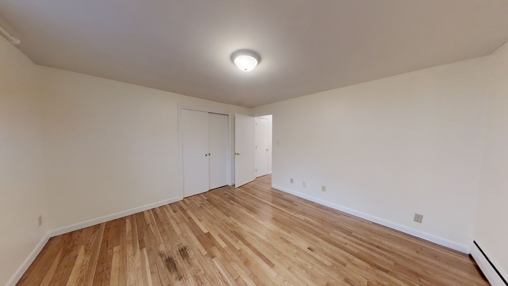 27 Arlington Rd, Woburn