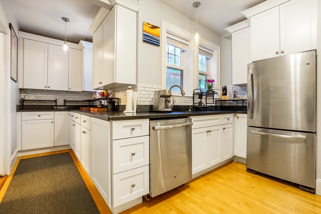 569 Franklin St, Melrose