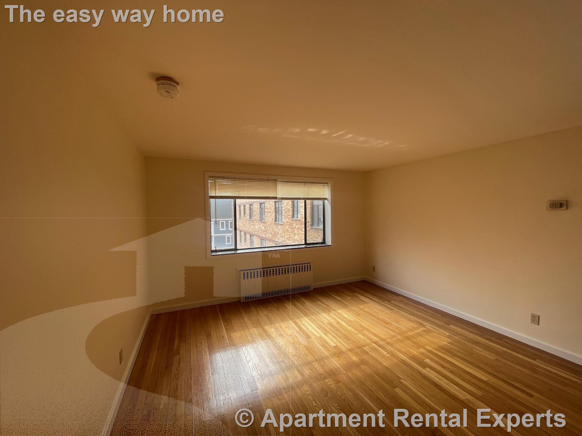 276 Massachusetts Ave, East Arlington