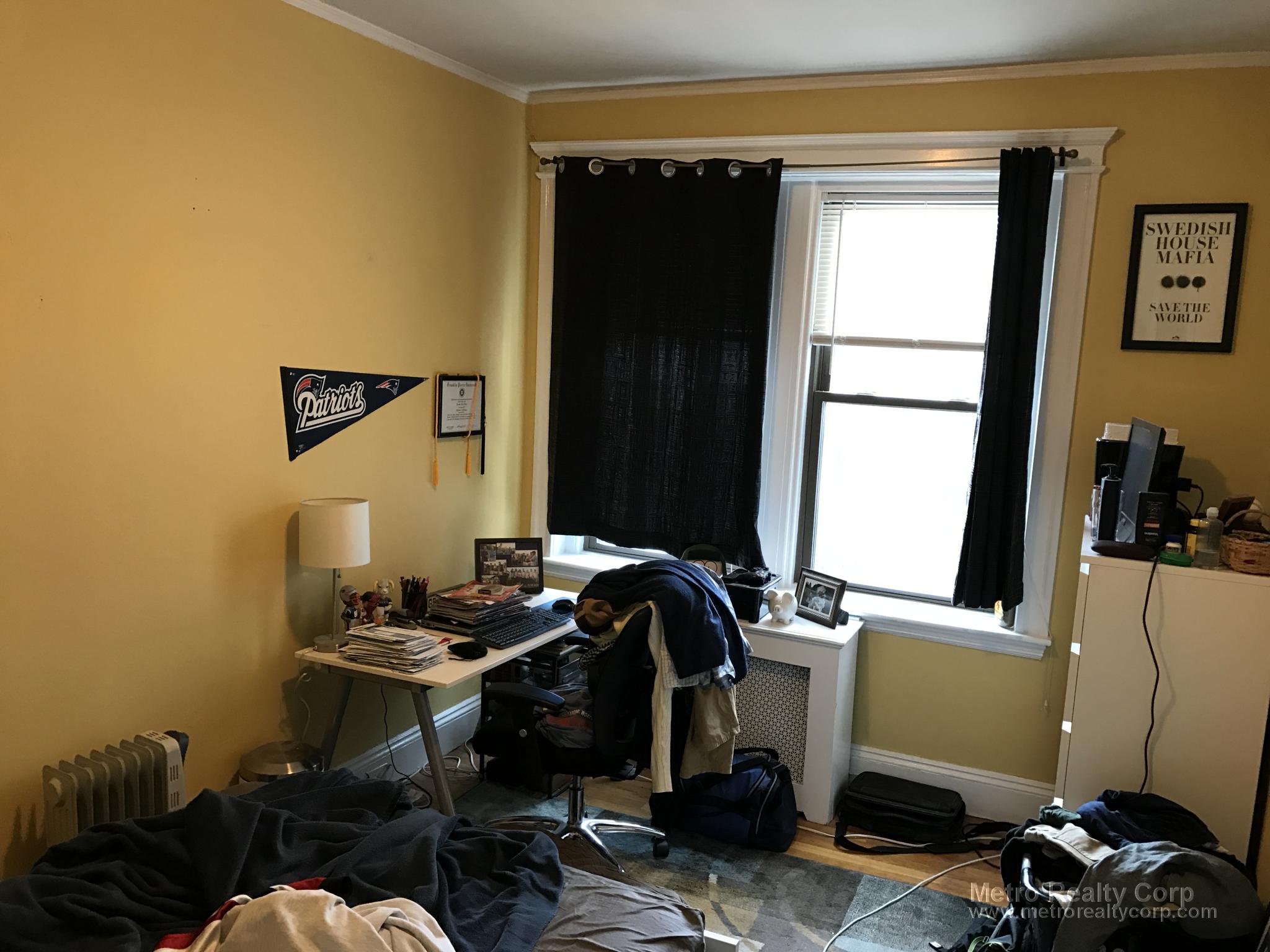 12 Greenway Ct, Coolidge Corner