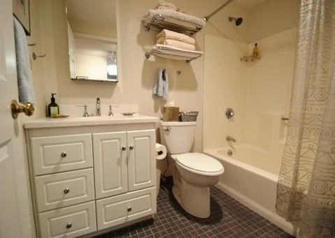 1600 Massachusetts Ave, Neighborhood Nine