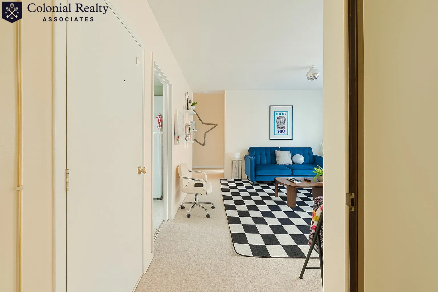 31 Westgate Rd, Chestnut Hill