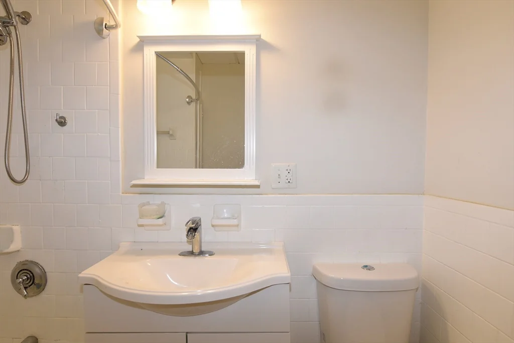 218 Wachusett St, Jamaica Plain