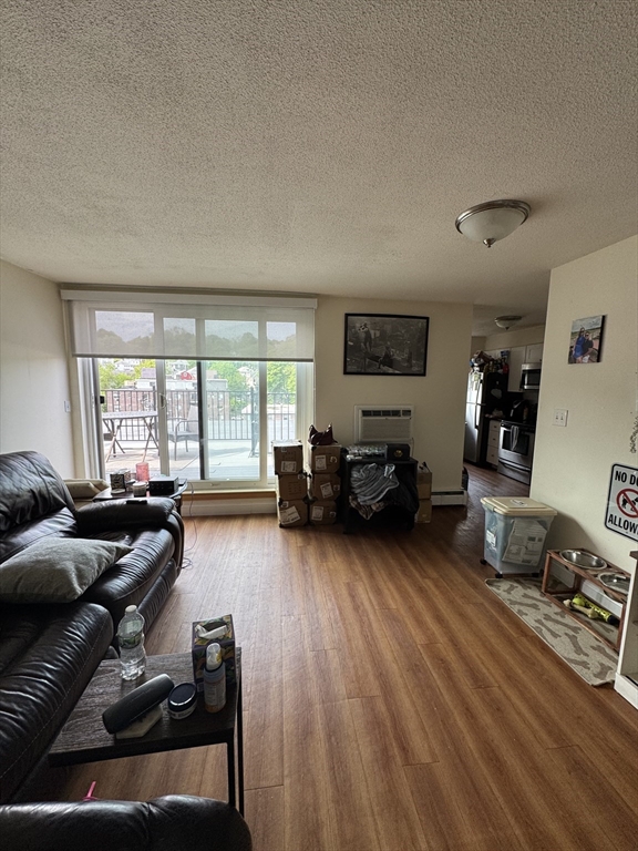 109-111 Tremont St, Brighton