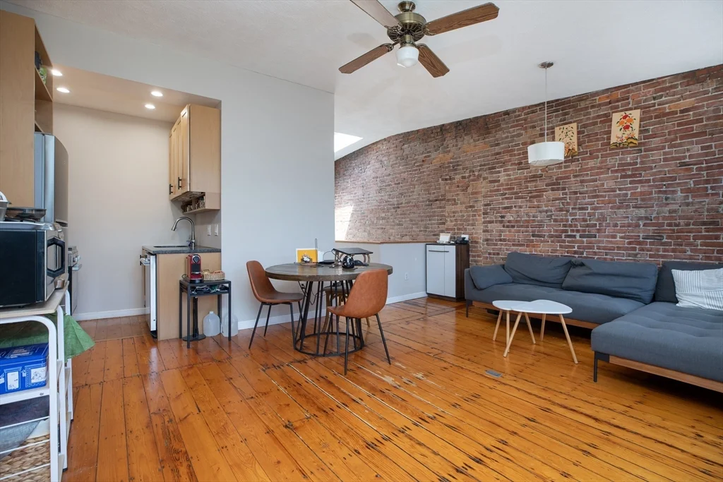 75 Chandler St, South End