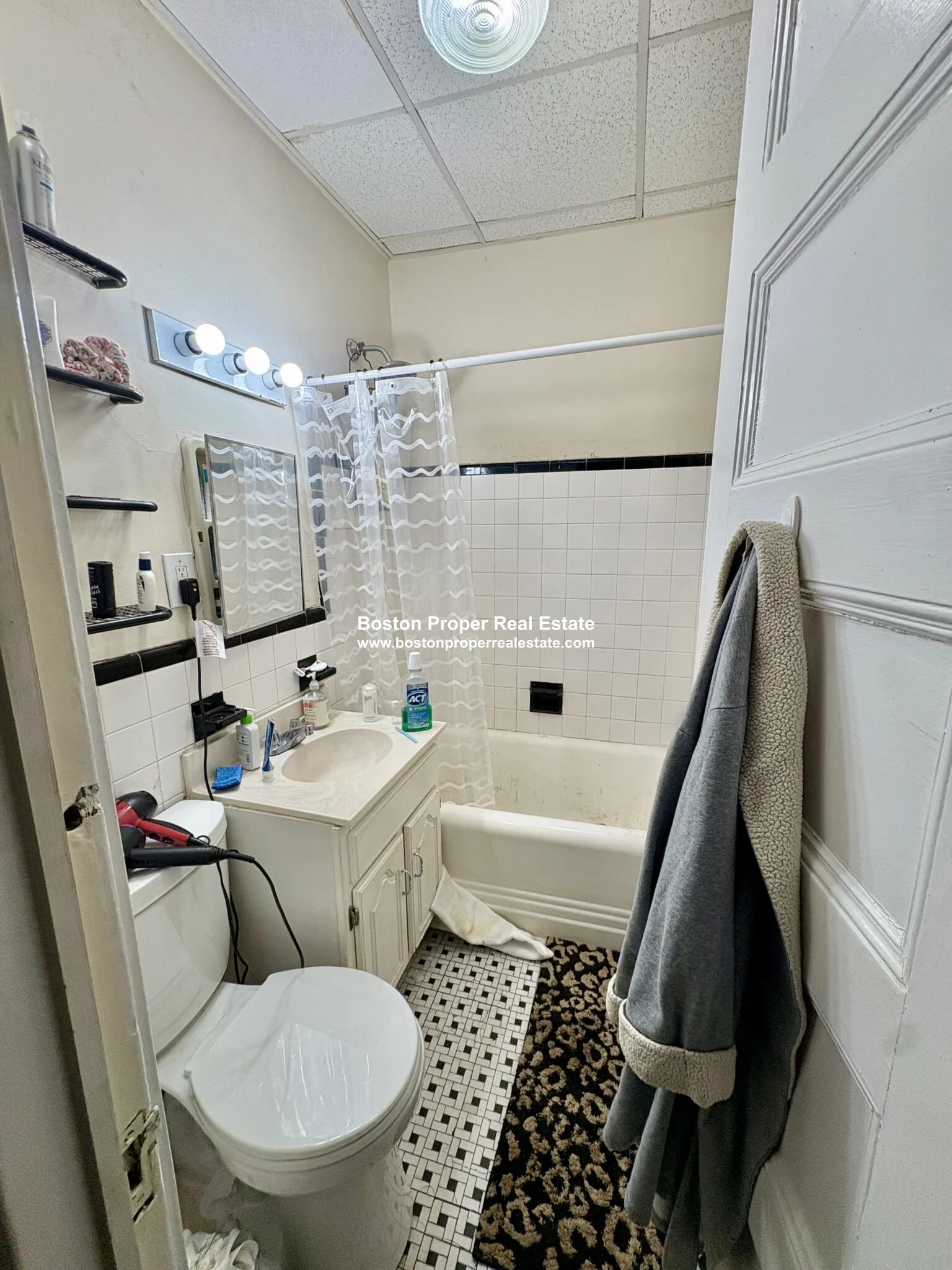 583 Beacon St, Back Bay