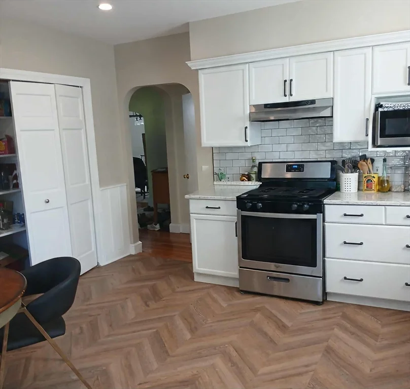 132 Thorndike St, Coolidge Corner