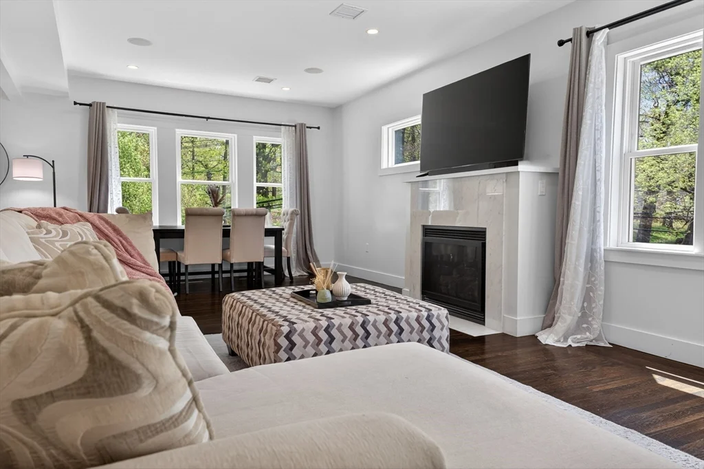 319 Forest Hills St, Jamaica Plain