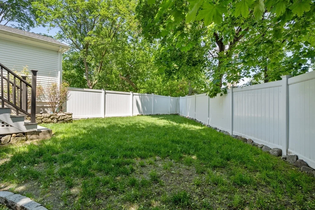 119 Charlesbank Rd, Newton Corner