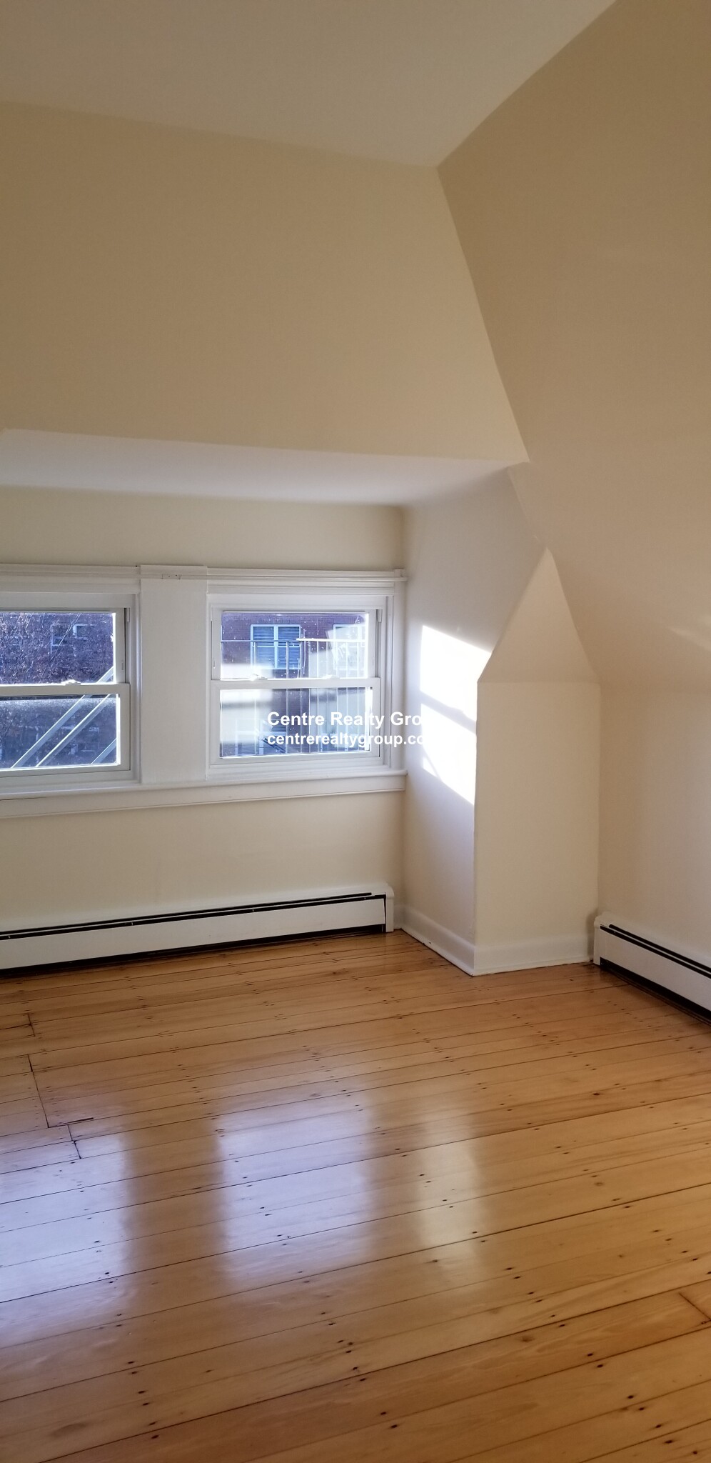 89 Englewood Ave, Brighton