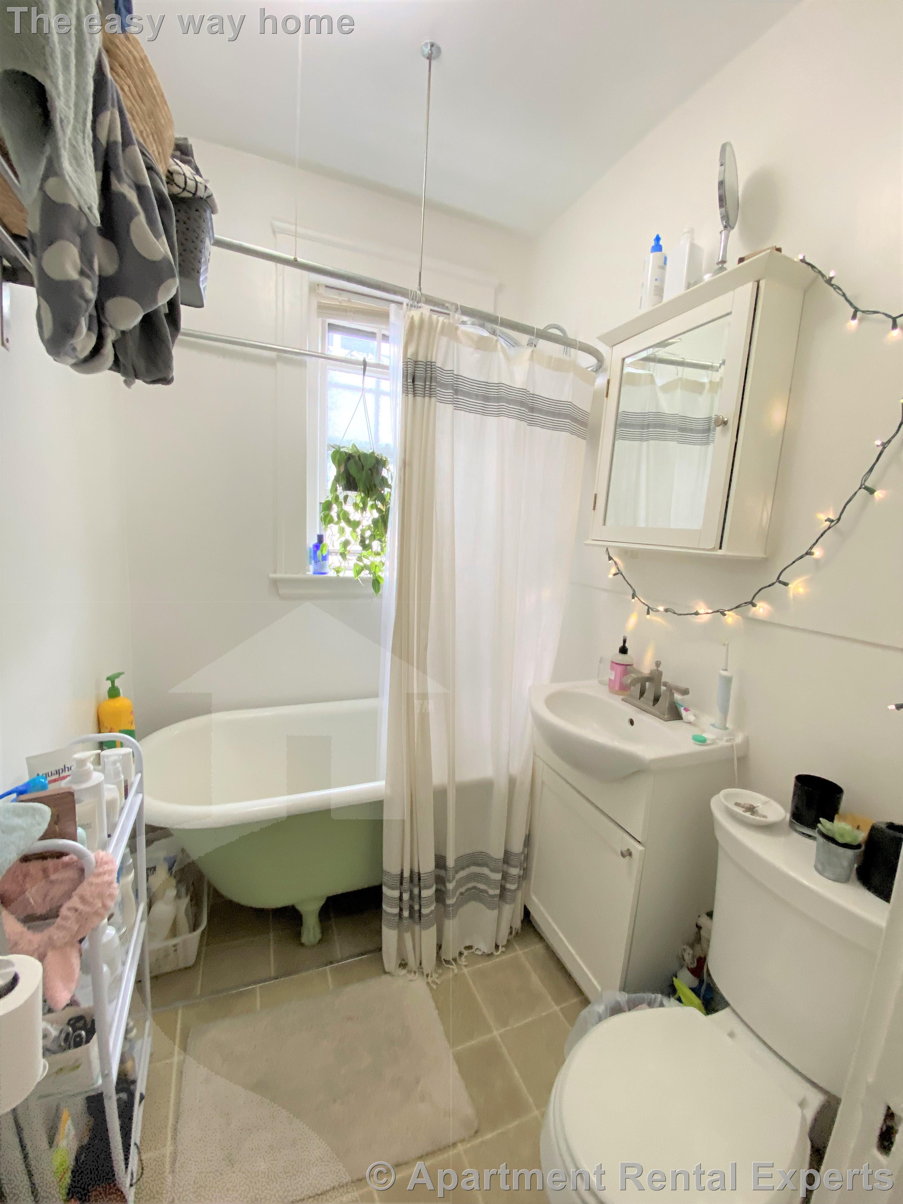 168 Norfolk St, Central Square