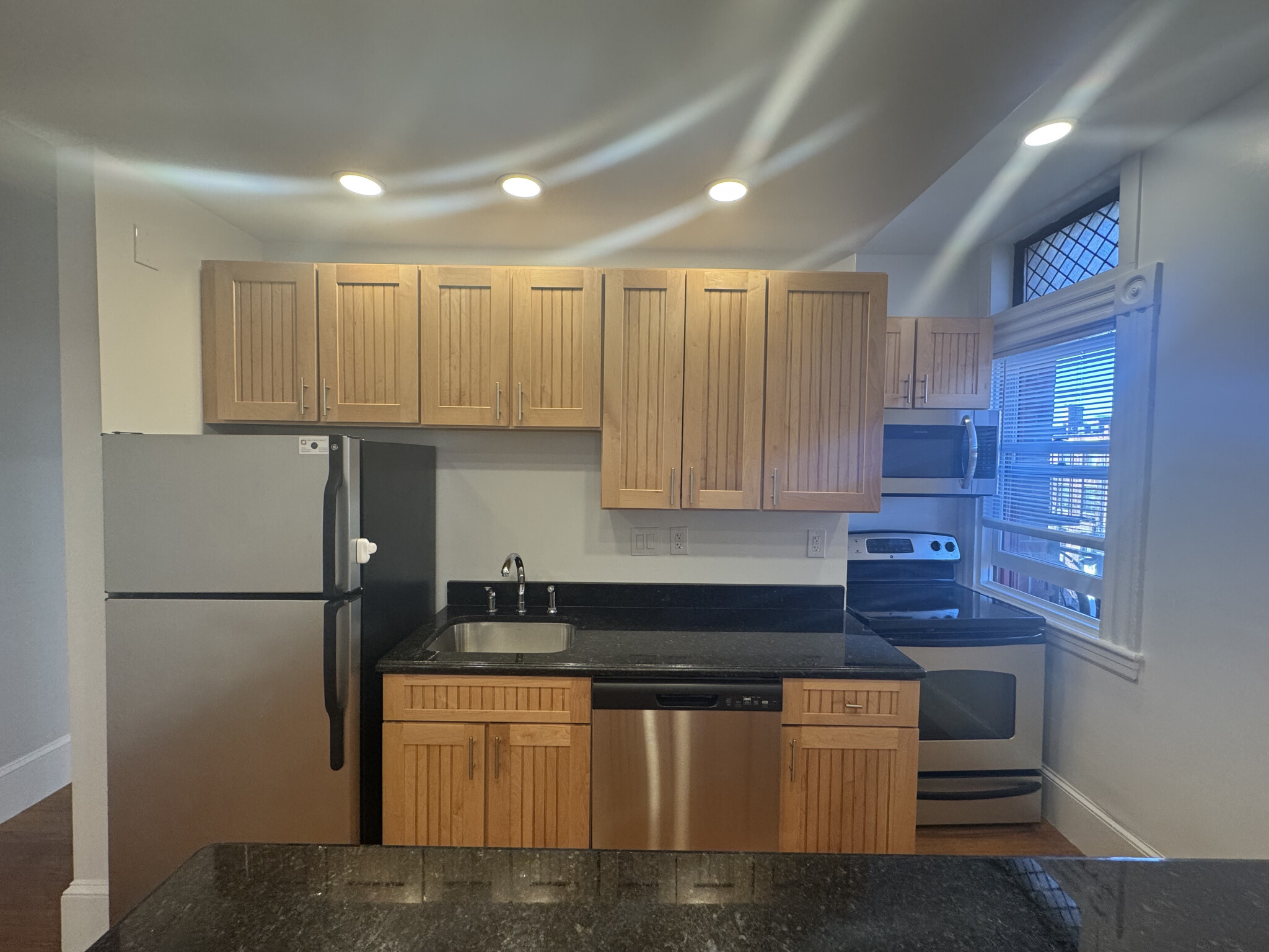 195 Commonwealth Ave, Back Bay