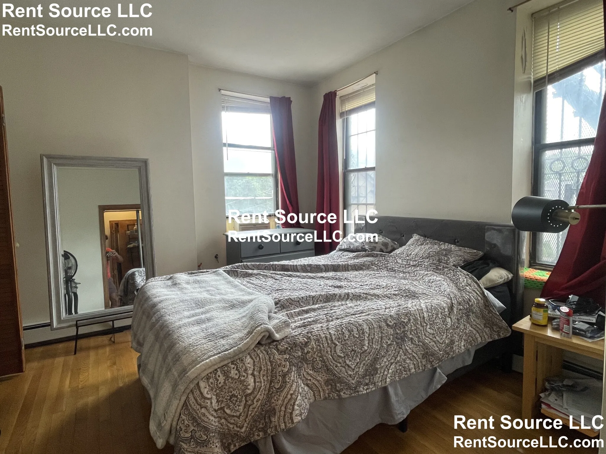 31 Fort Ave, Roxbury