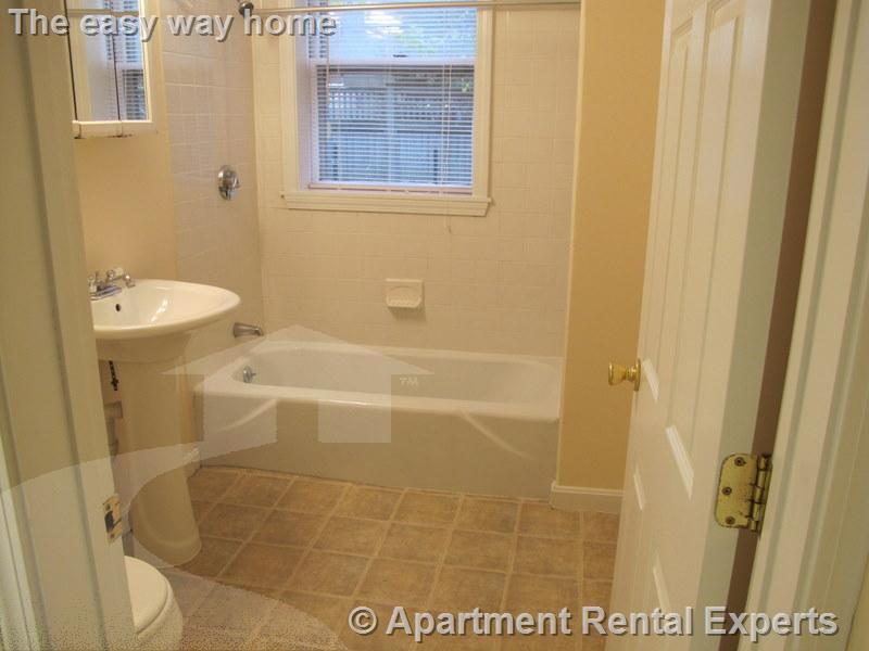 14 Centre St, Central Square