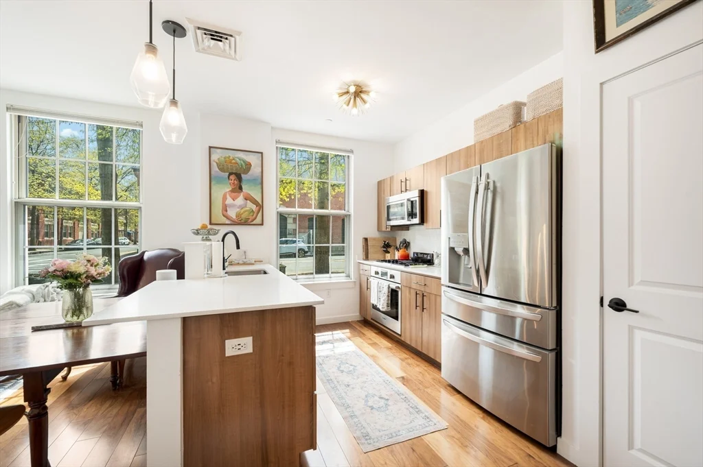 45 1st Ave, Charlestown
