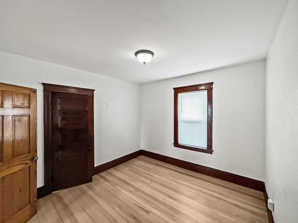 3 Henderson Ave, Worcester