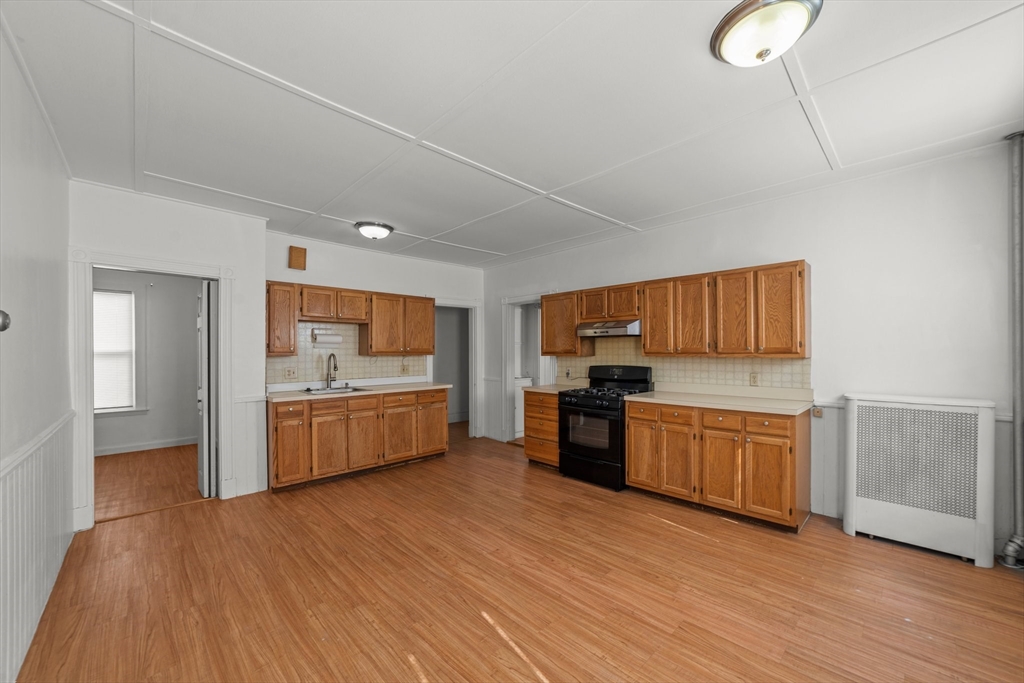 88 Florence St, Everett