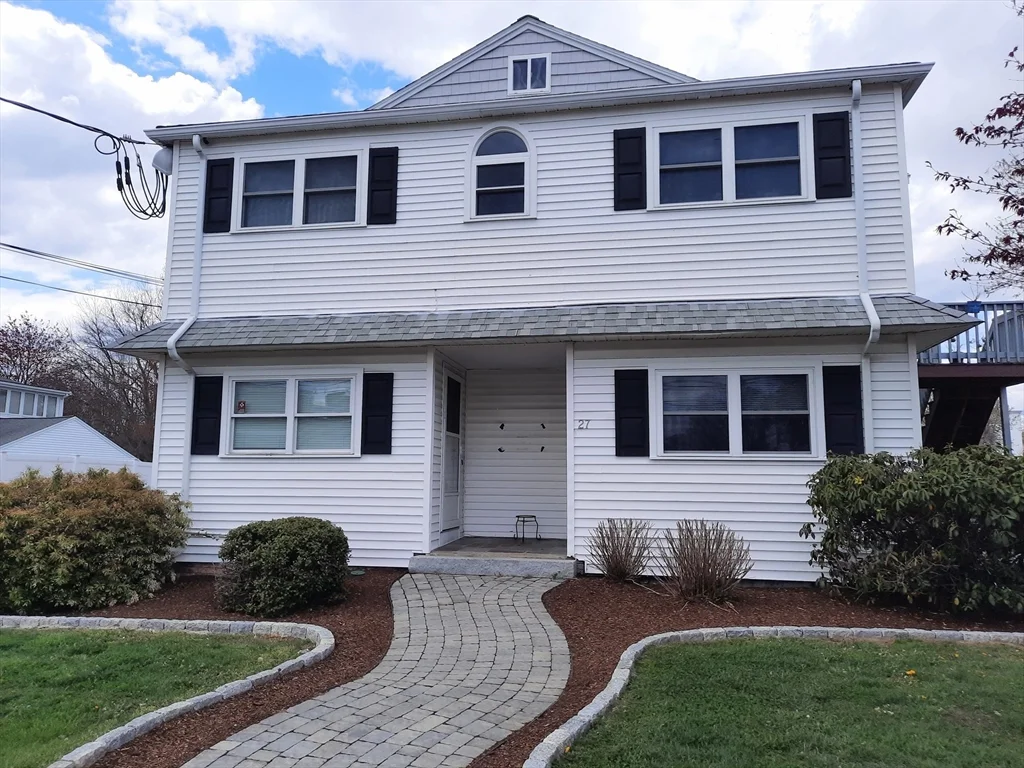 27 Spring St, East Bridgewater