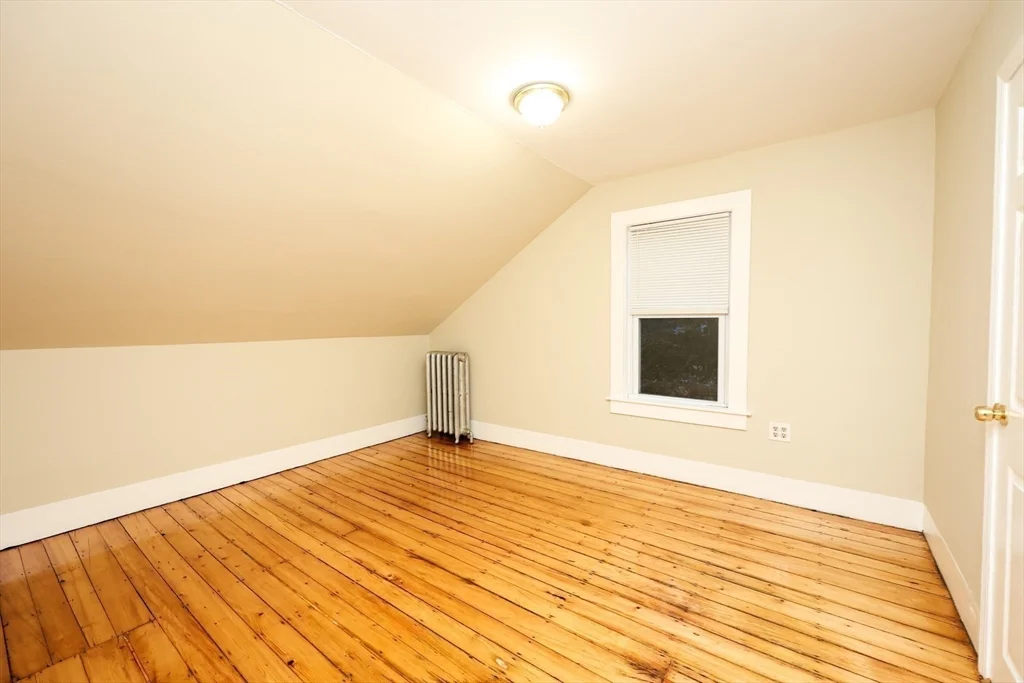 30 Sheppard Ave, Braintree