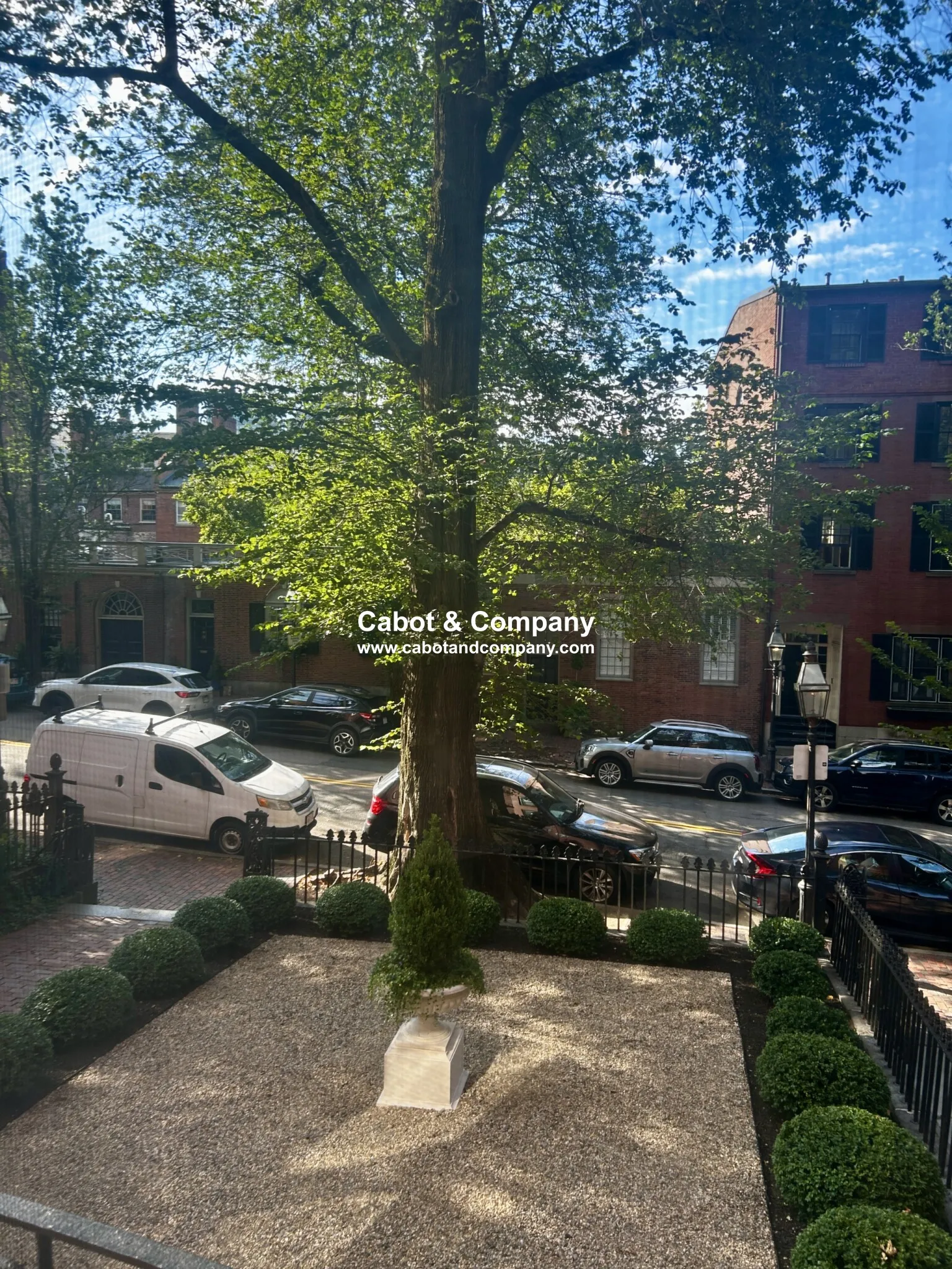 81 Mount Vernon St, Beacon Hill