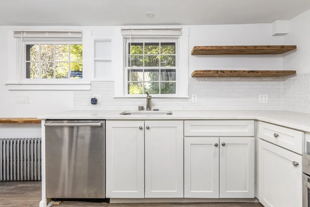 1 Mugford St, Marblehead