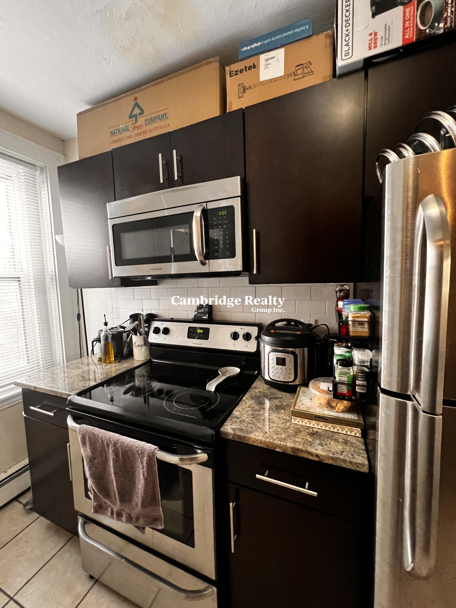 41 Crescent St, Medford Street / The Neck