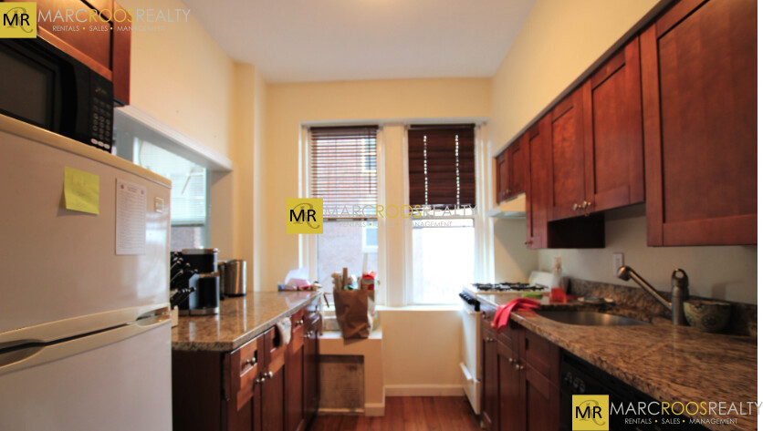 2003 Commonwealth Ave, Brighton