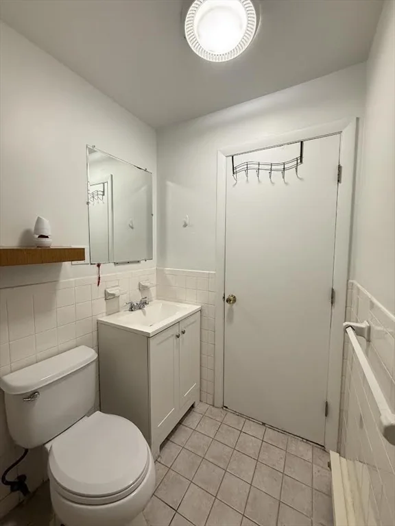 87 Cedar St, Malden