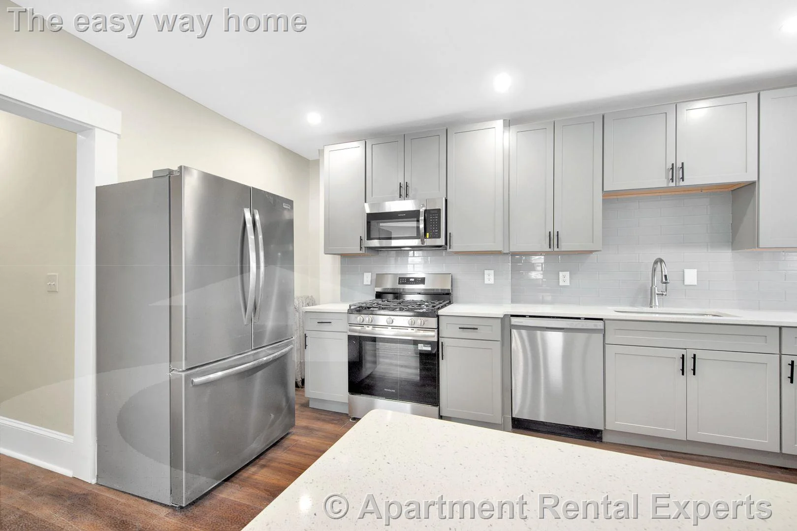 105 School St, Roxbury
