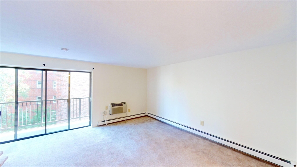 24 Highland Ave, Mid-Cambridge