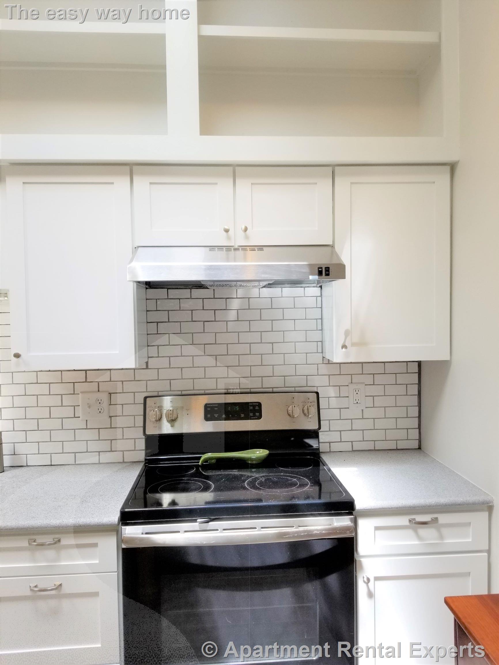 12R Conwell Ave, Tufts