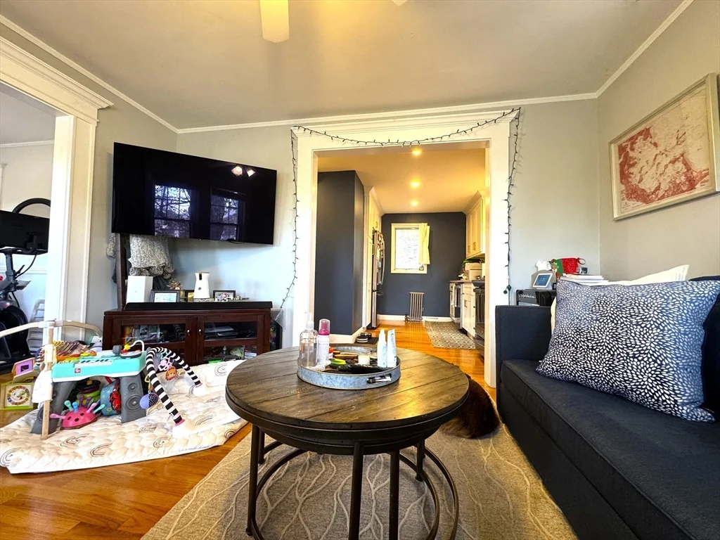 65 Whitford St, Roslindale