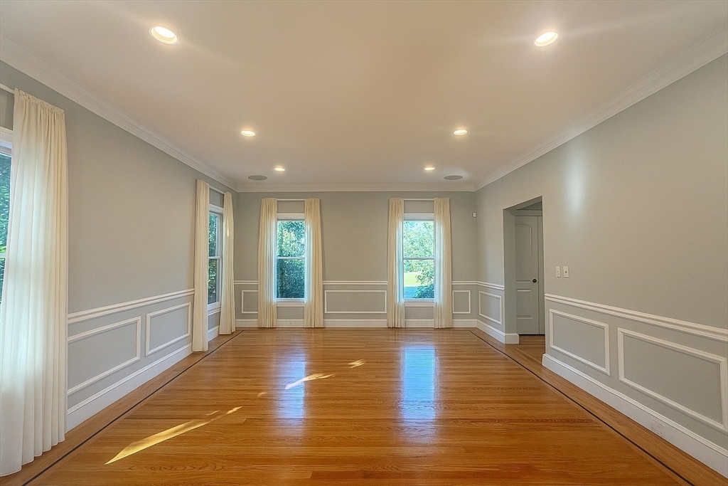 3 Myrna Rd, Lexington