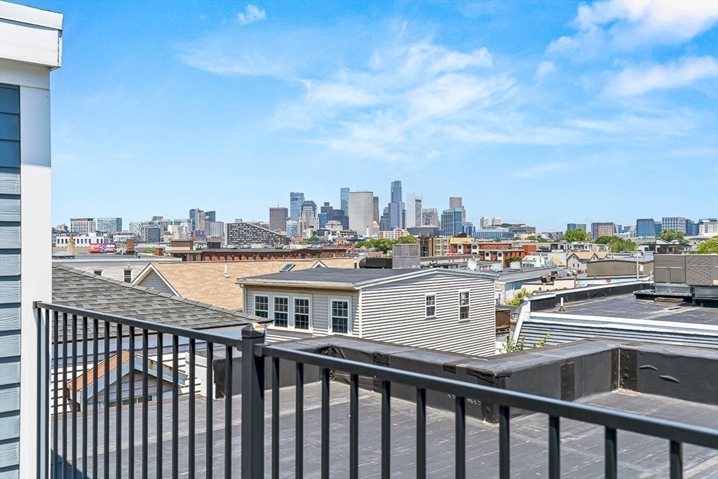 30 Middle St, South Boston