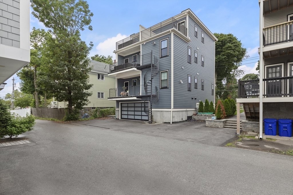 10 Hallet, Dorchester