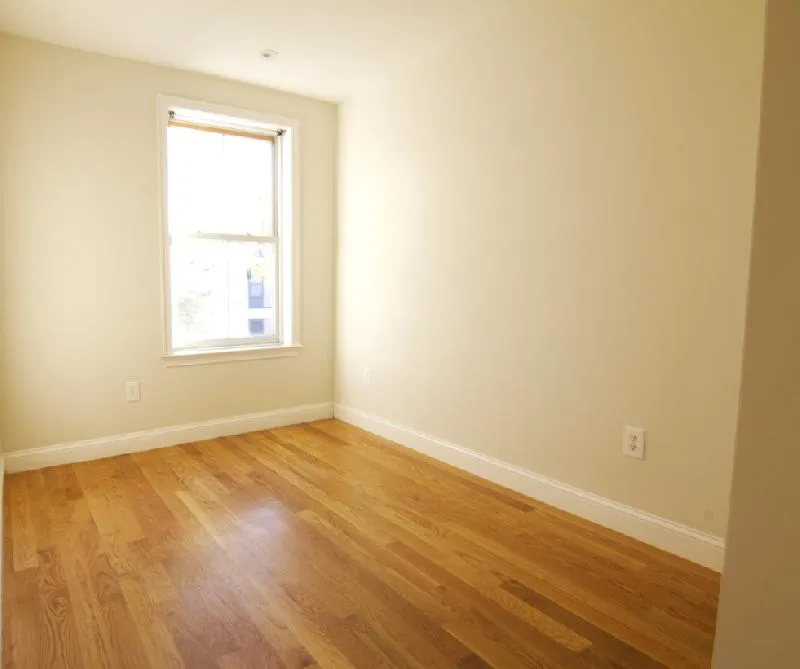 108 Hammond St, South End