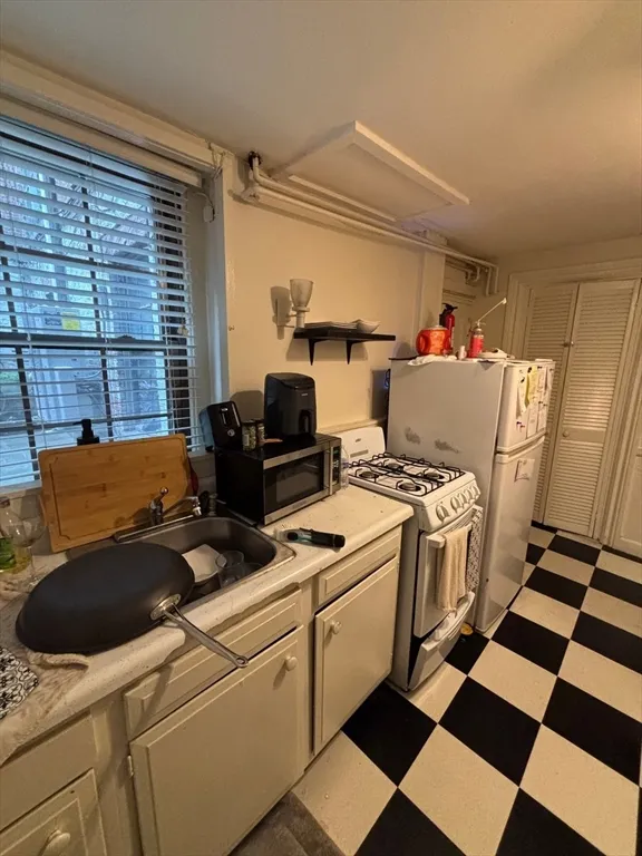 56 River St, Beacon Hill