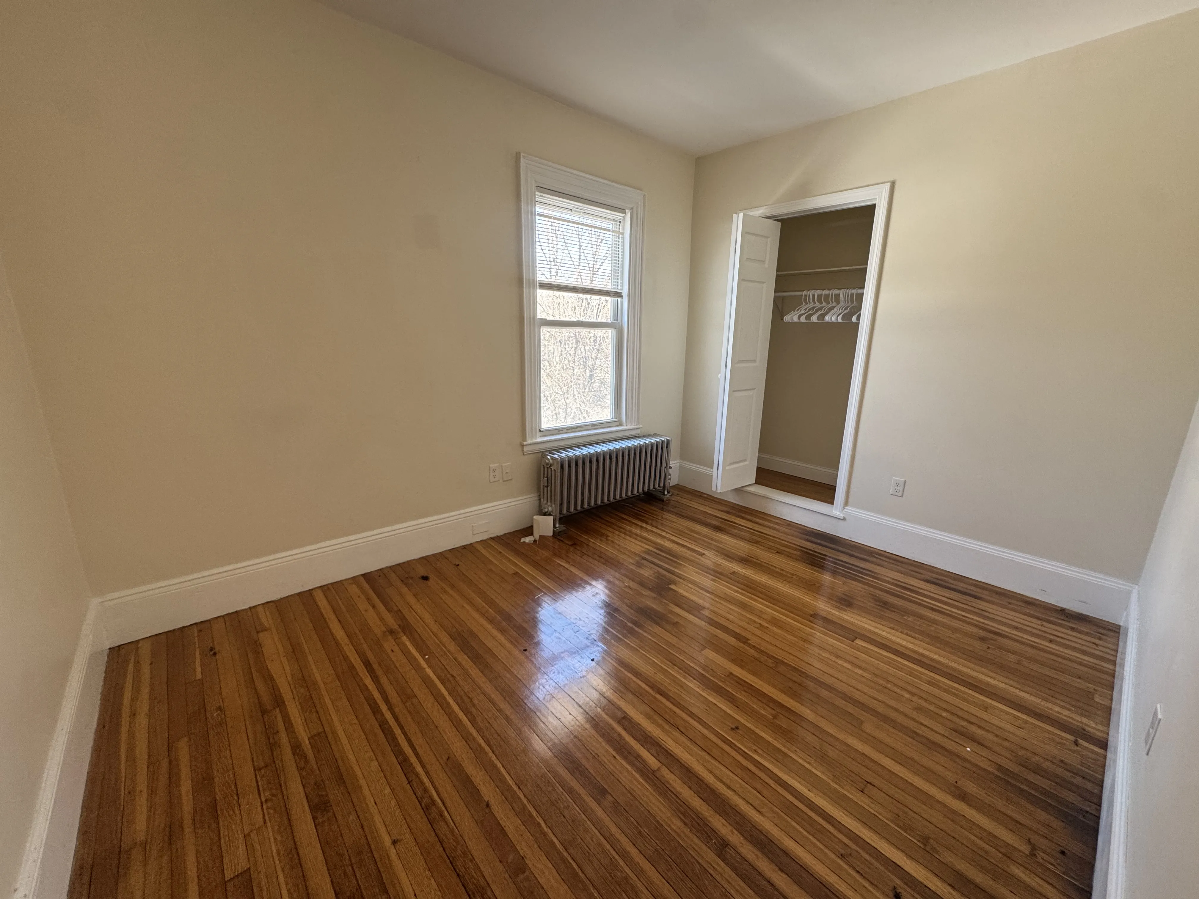 2574 Massachusetts Ave, North Cambridge