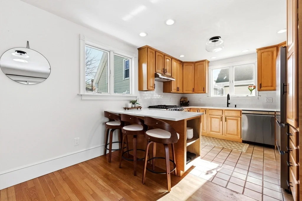 30 Boardman St, Salem