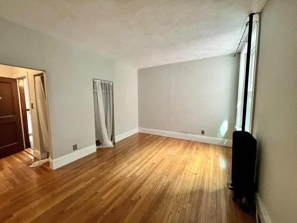 138 Fuller St, Coolidge Corner