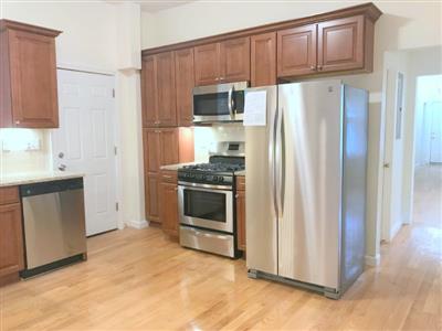 48 Cameron Ave, Teele Square