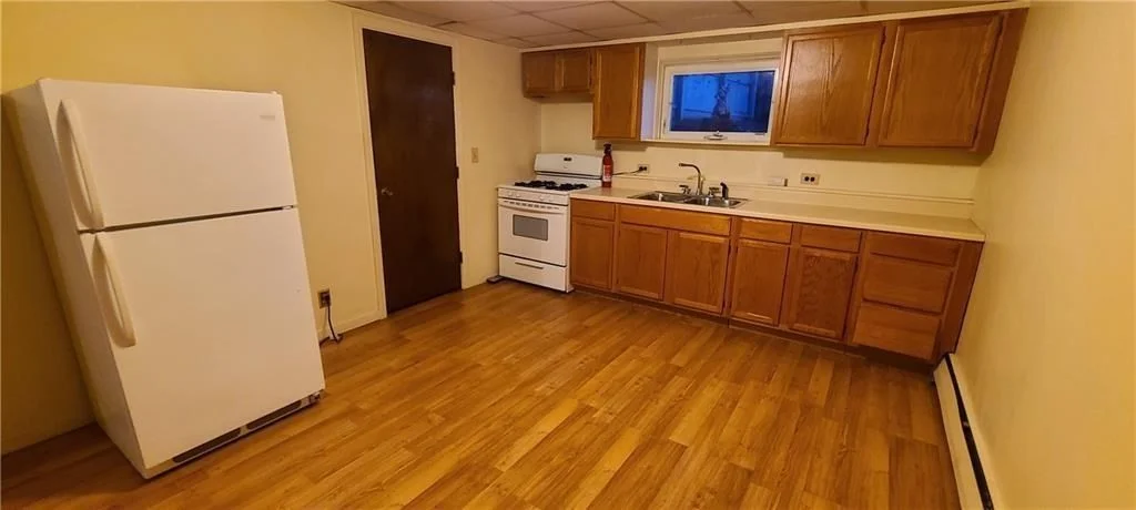 78 Edgewater Dr, Blackstone