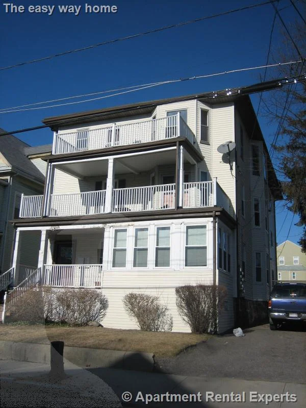 110 Sharon St, West Medford