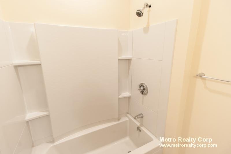 5165 Washington St, West Roxbury