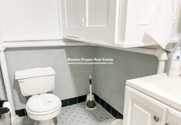 191 Marlborough St, Back Bay