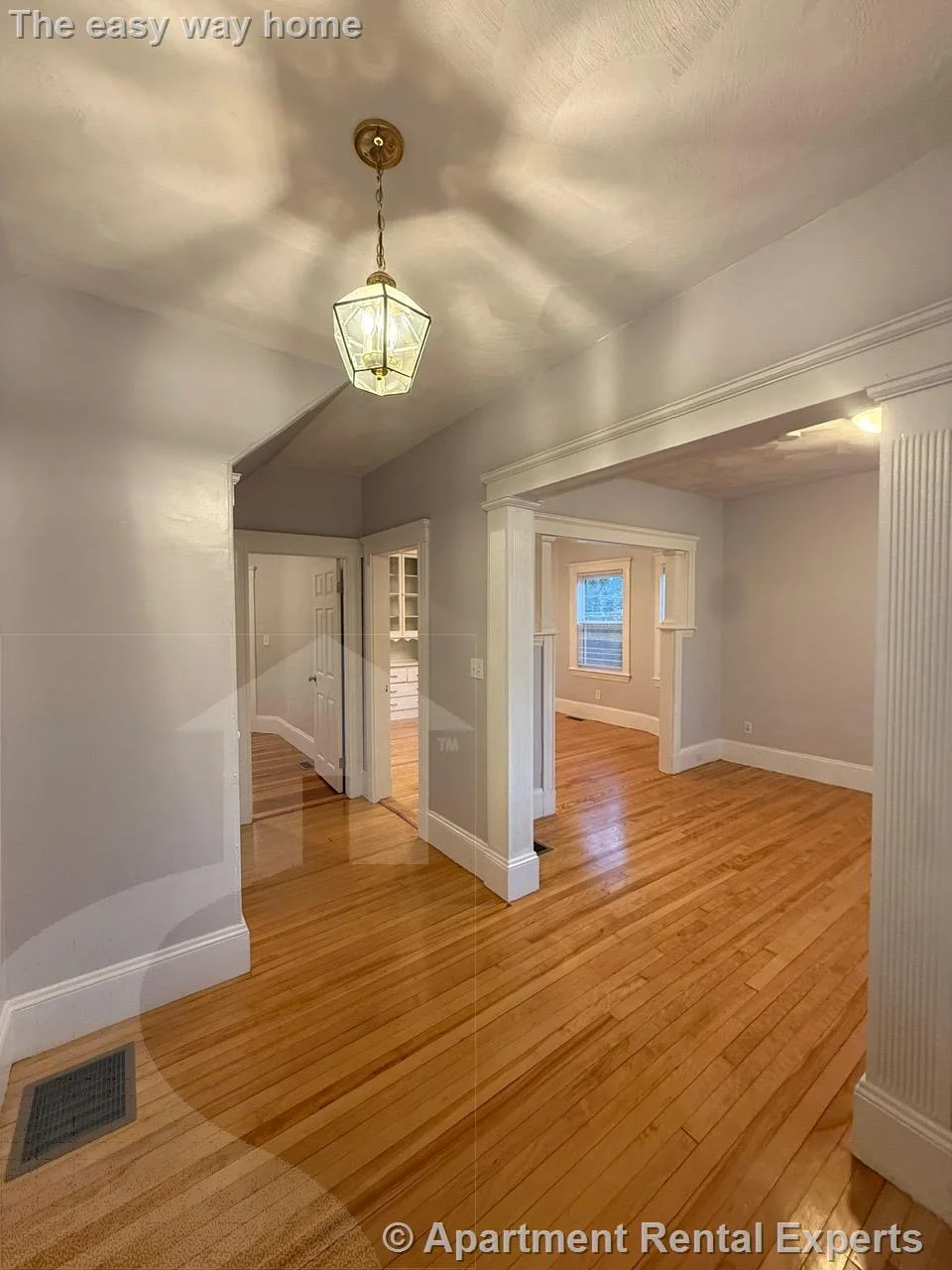 110 West Quincy St, Tufts